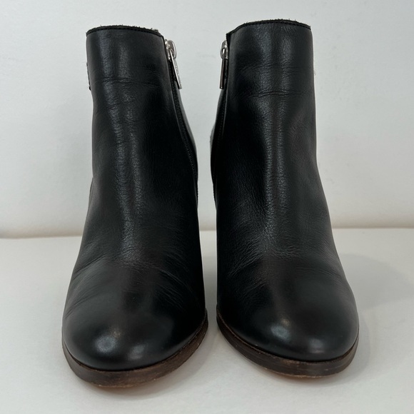 Coach Hewes Safari Black Leather Ankle Boots Size 8 - Picture 2 of 12